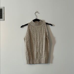 Women's Cable Knit Sleeveless Sweater - Cream
